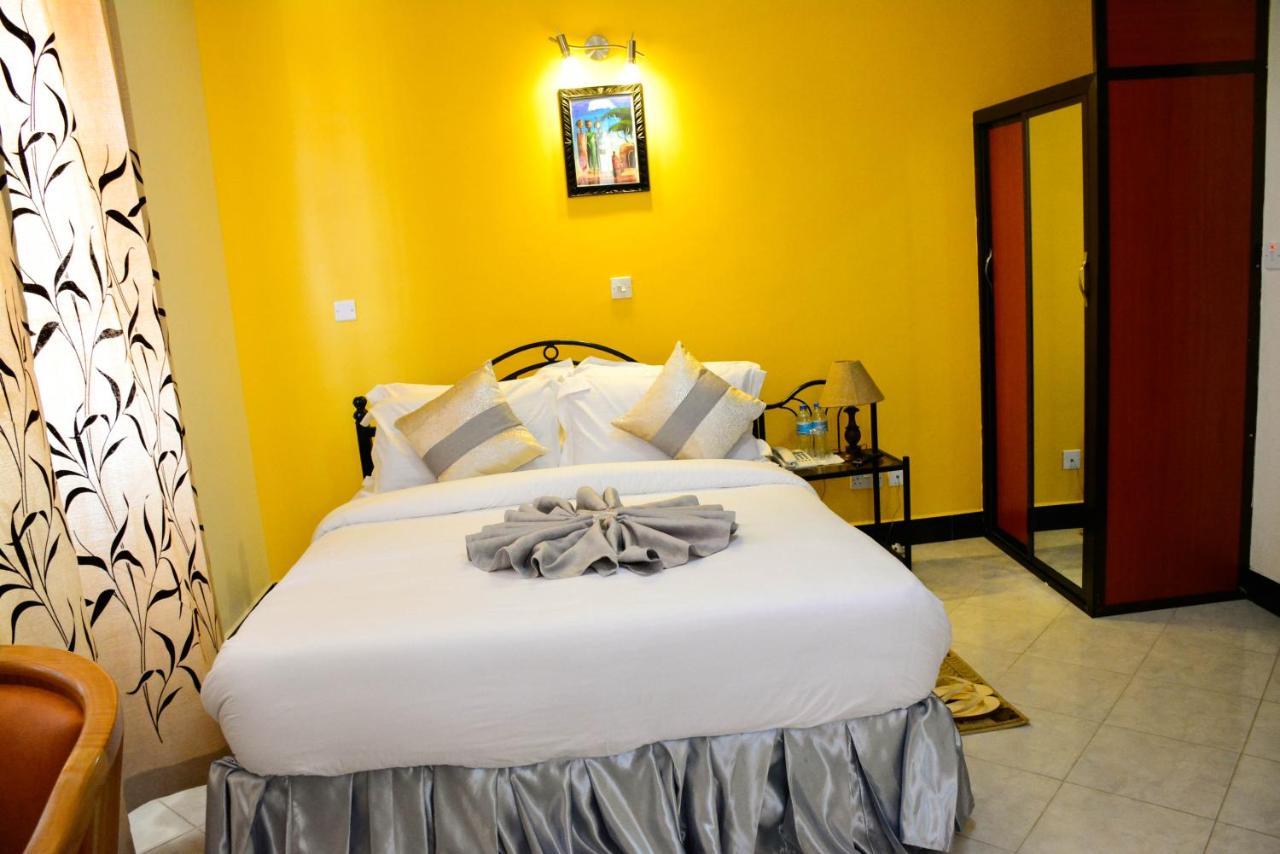 Crest Safari Lodge Bed And Breakfast Arusha Kültér fotó
